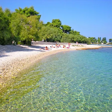 Lucija *